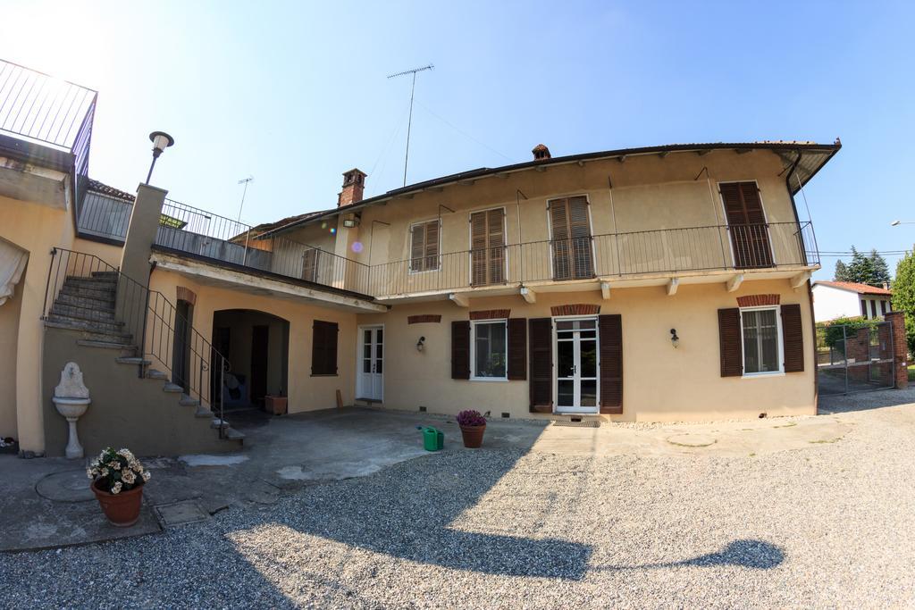 B&B Lo Scudiero Castelnuovo Don Bosco Buitenkant foto