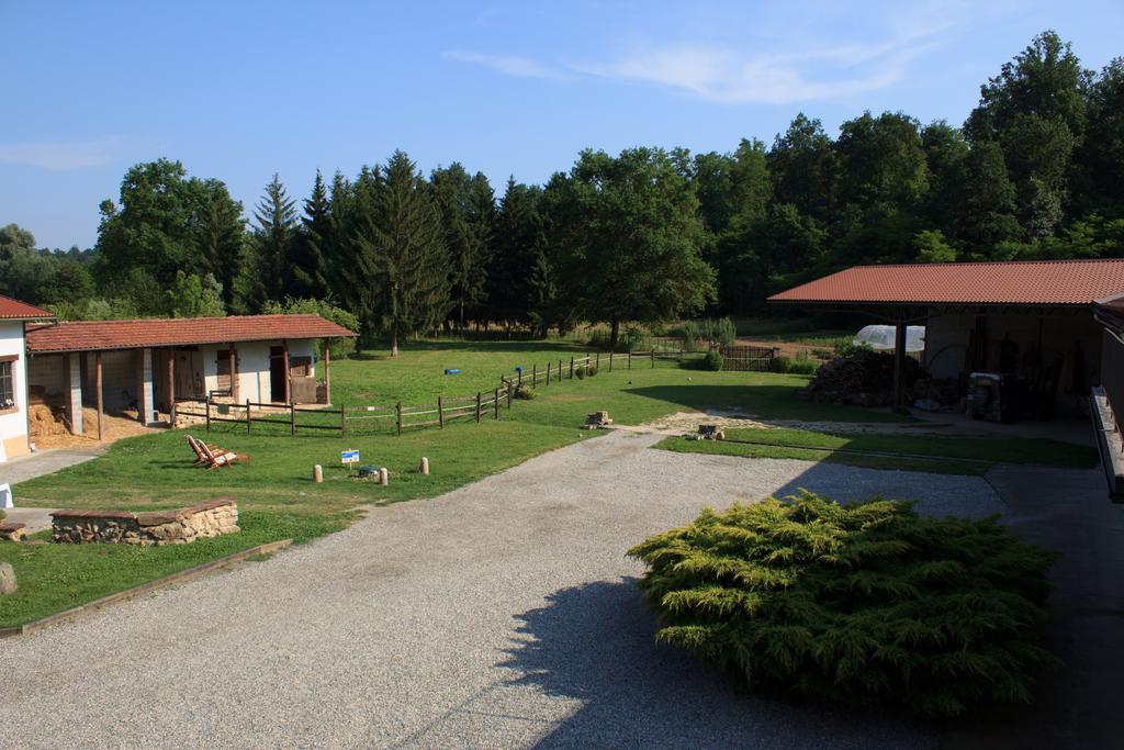 B&B Lo Scudiero Castelnuovo Don Bosco Buitenkant foto